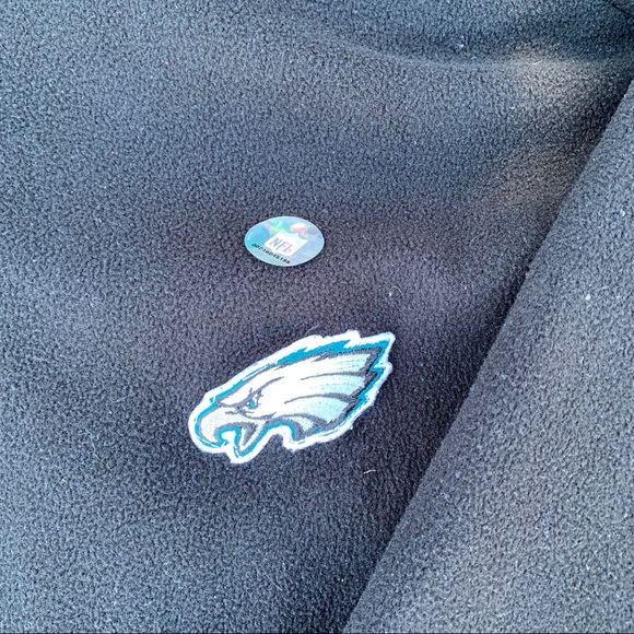 Philadelphia Eagles Fleece Zip Up - Picture 2 of 2